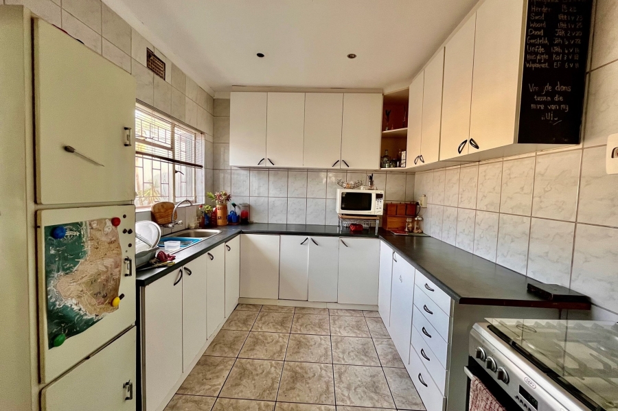 3 Bedroom Property for Sale in Windsor Park Western Cape